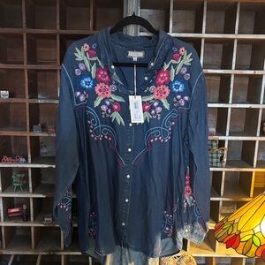 Johnny Was Blue Denim Shirt with Floral Embroidery NWT